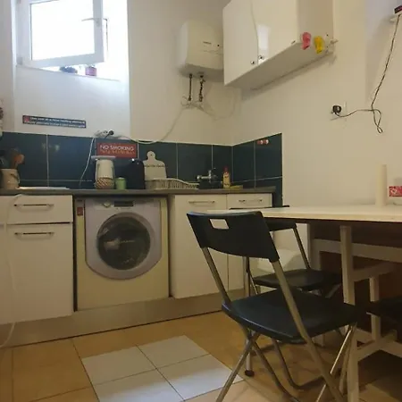 Praga Bükreş